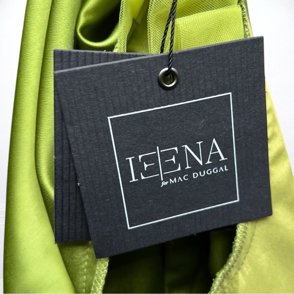 🌻NEW w.Tags MAC DUGGAL Apple Plunge Neck Puff Sleeve Cut Out Gown Size 10 $458 - Picture 12 of 13